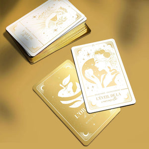 ORACLE D'ÈVE - Réveillez la femme lumineuse qui sommeille en vous.