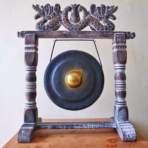 Gong artisanal 25 cm avec support et mailloche – noir