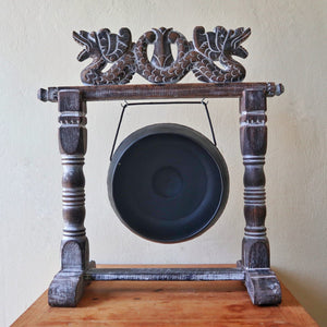 Gong artisanal 25 cm avec support et mailloche – noir