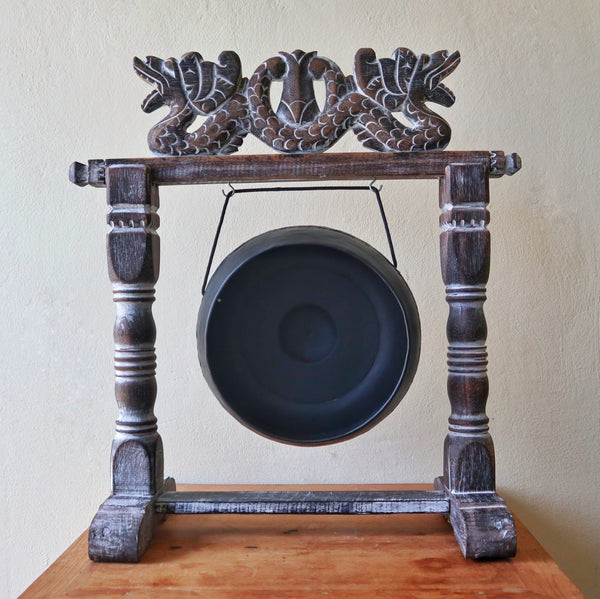 Gong artisanal 25 cm avec support et mailloche – noir